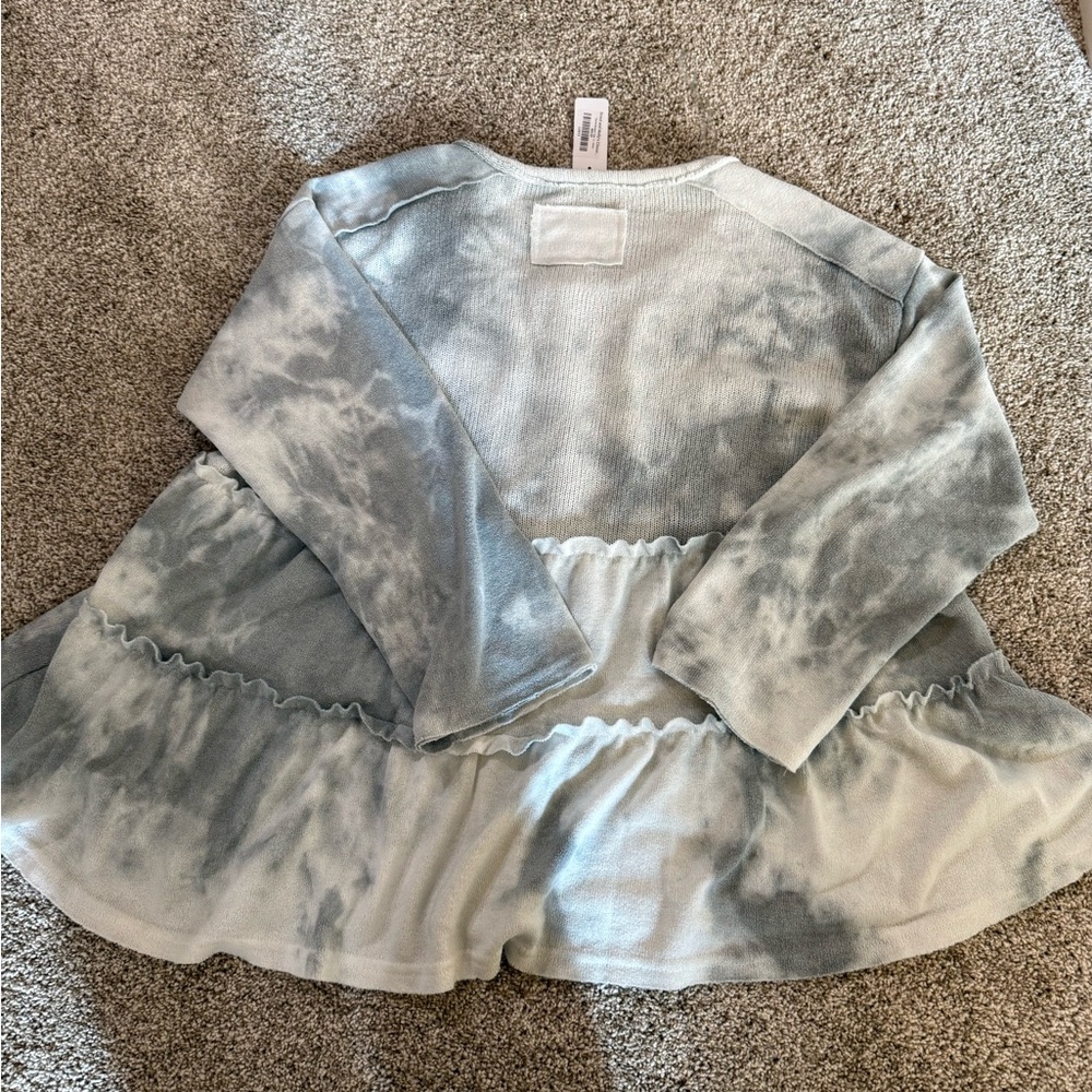 POL Tiered Button Top - Picture 2 of 4